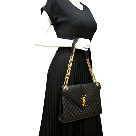 YVES SAINT LAURENT Large Envelope Leather Chain Shoulder Bag Black - Picture 2 of 15